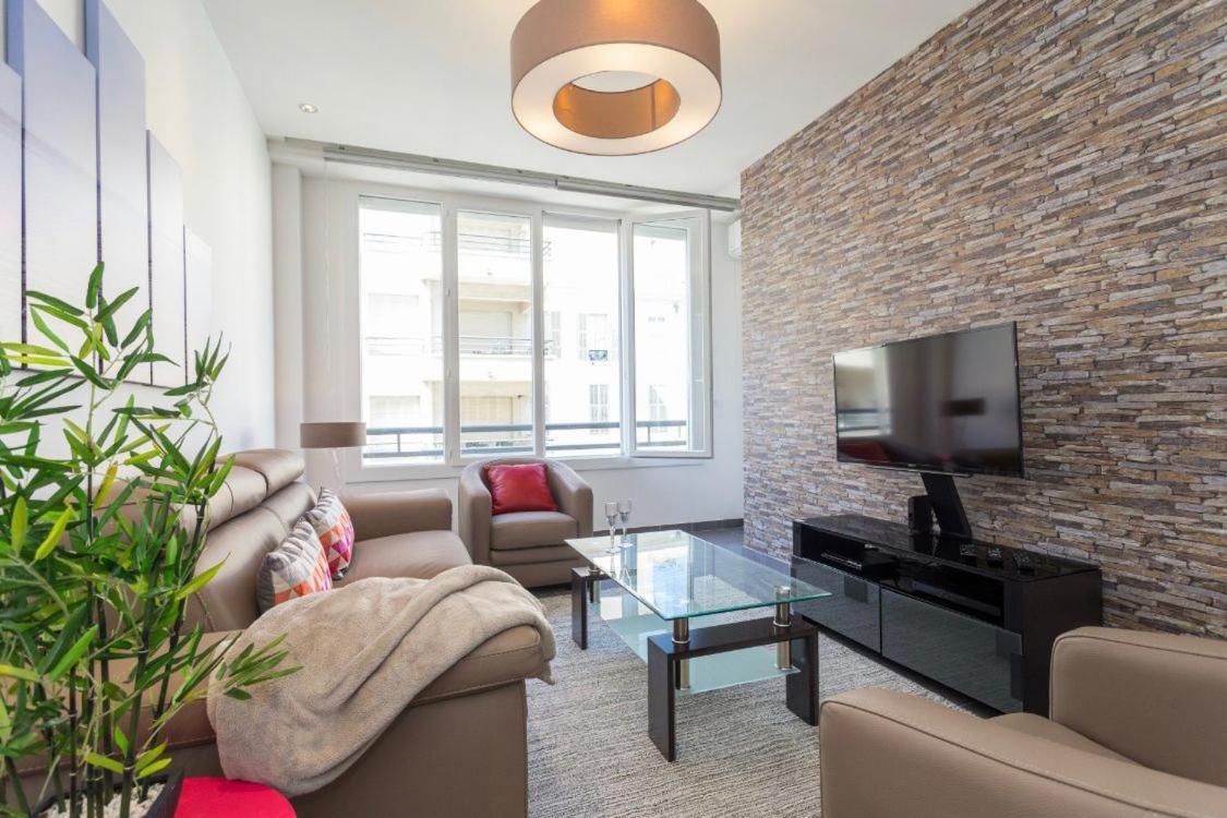 Royal Apartment Near The Beaches نيس المظهر الخارجي الصورة